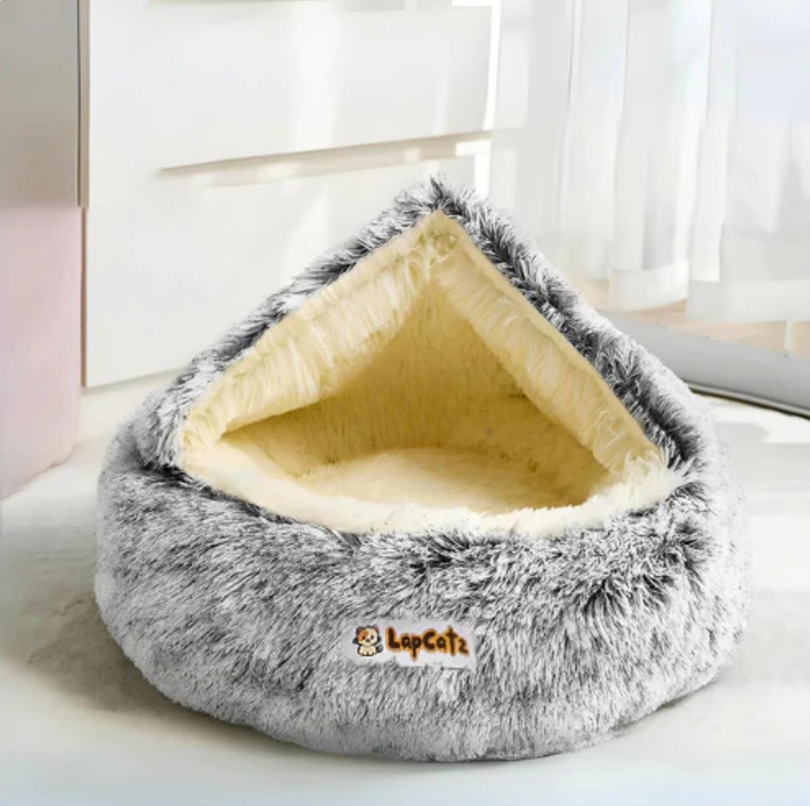 Cozy Winter Pet Bed (Copy)